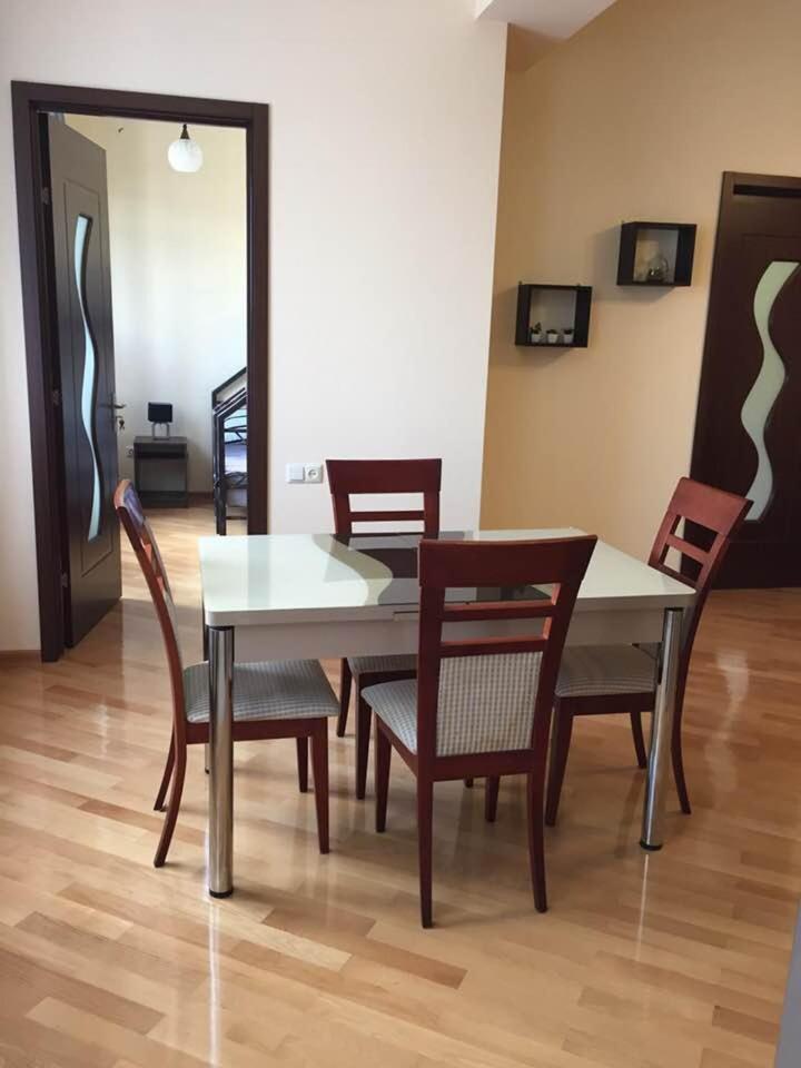 Apartment Asterias *